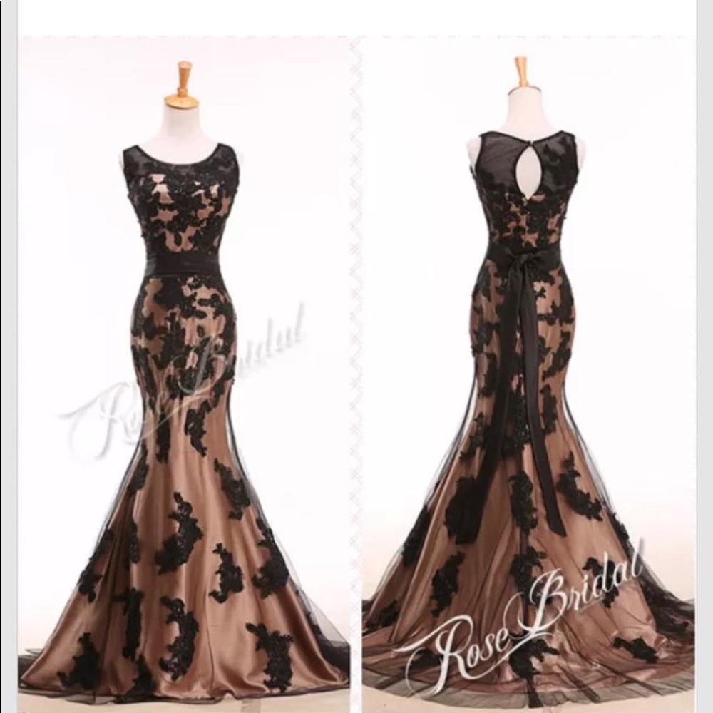 Custom Lace Gown Size 4 Evening/Prom/Pagaent Dress - Picture 1 of 16
